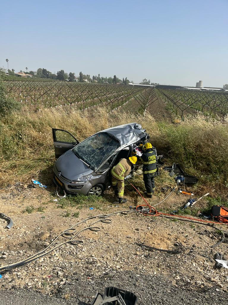 مصرع 3 أشخاص وإصابات بينها حرجة بحادث طرق قرب مدينة اشدود 